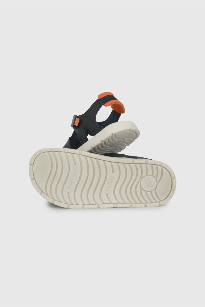 53070250v26-3
