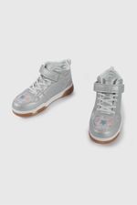 57160208v26-4