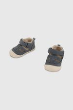 23030250v26-4