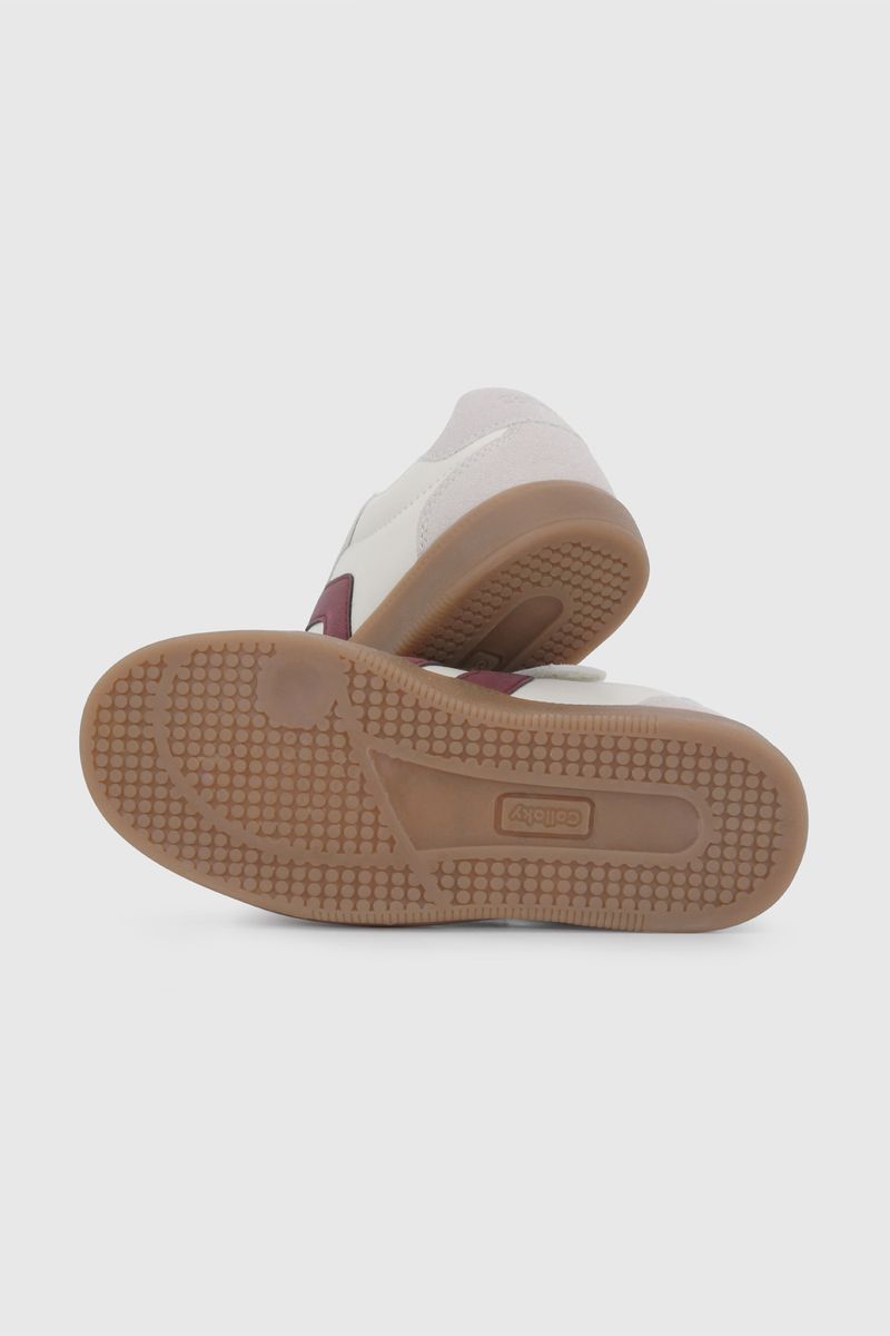 57490275v26-4