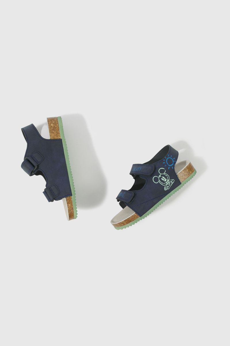 43850250v25-4