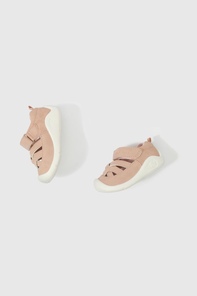 23040229v25-4