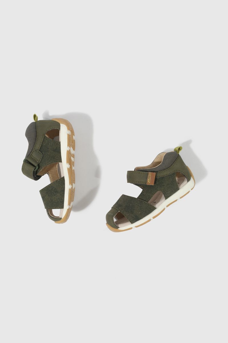 33050292v25-4