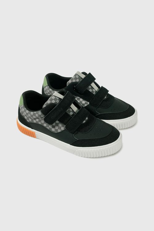 Zapatilla de Niño Lifestyle Seatle Negro con Velcro