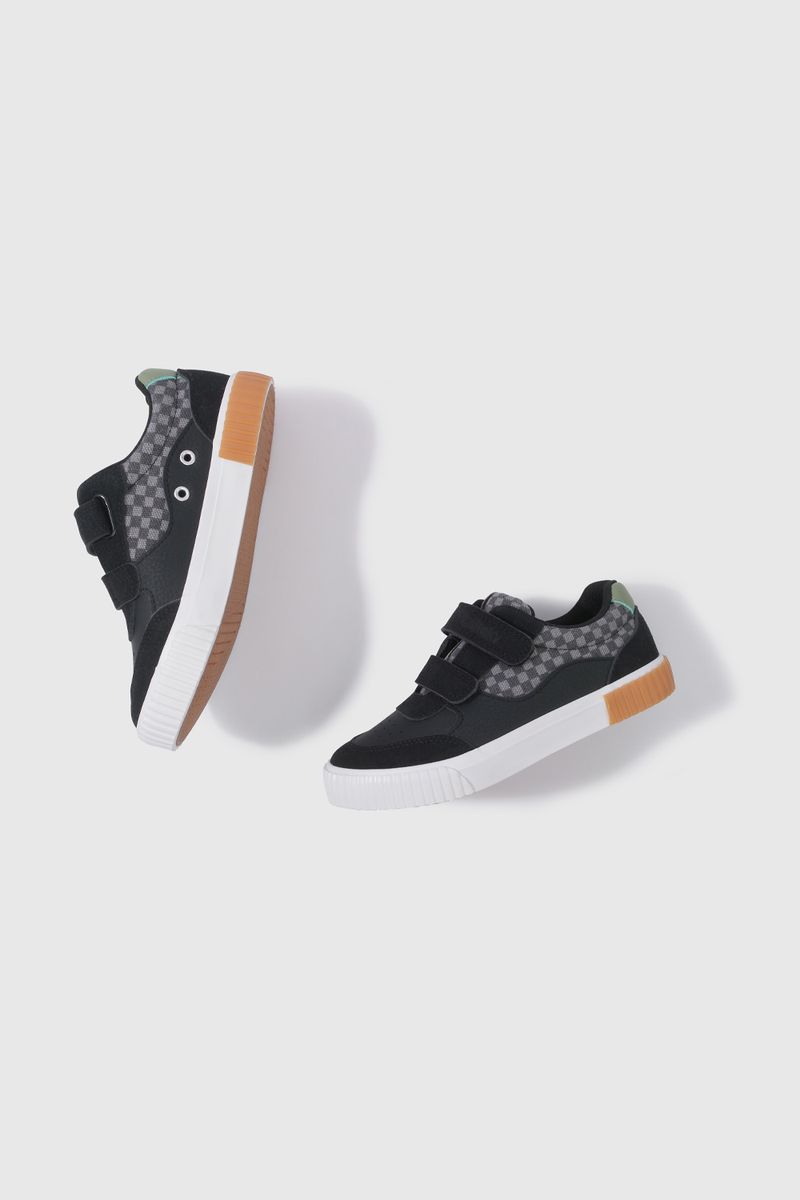 57210201v25-4
