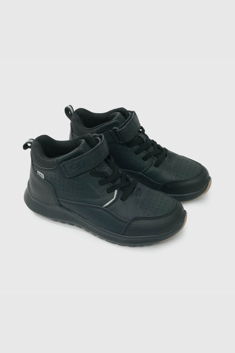 38cc12ba-11b5-4d54-bde3-df8211f8dd6d-77230201i24-1