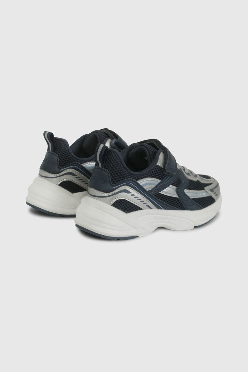 57070250v26-5