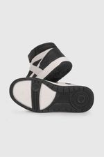 9b636d57-d653-4e5e-a20a-9eee55638c59-57010201v26-3