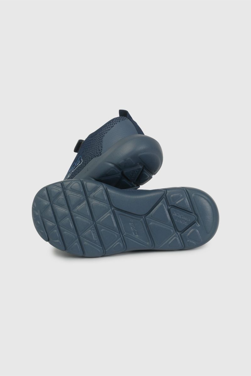 58930350v26-3